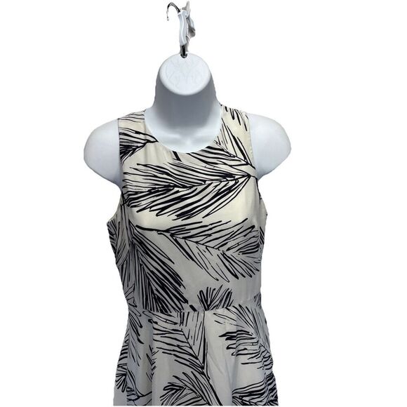 Vince Camuto High Low Dress Size 4 Navy Coral Tropical Shell Palm Print Resort - Picture 4 of 10